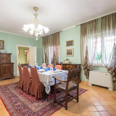 Giulia By Interhome La Massimina-Casal Lumbroso