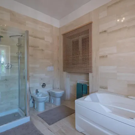 Giulia By Interhome La Massimina-Casal Lumbroso